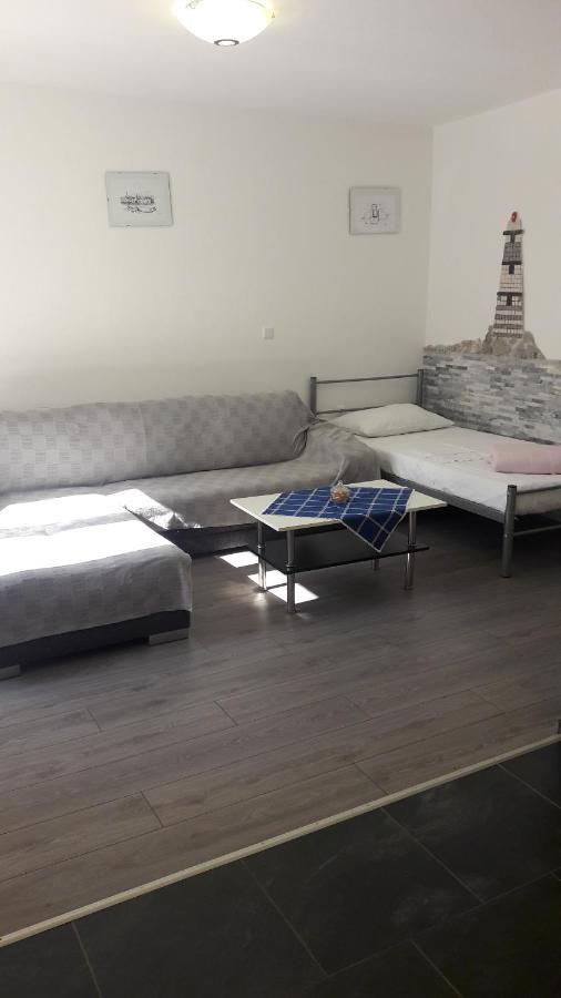 Apartmani Maric Selce Exteriér fotografie