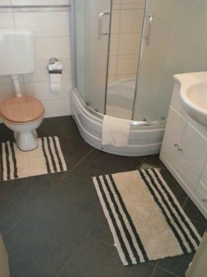 Apartmani Maric Selce Exteriér fotografie